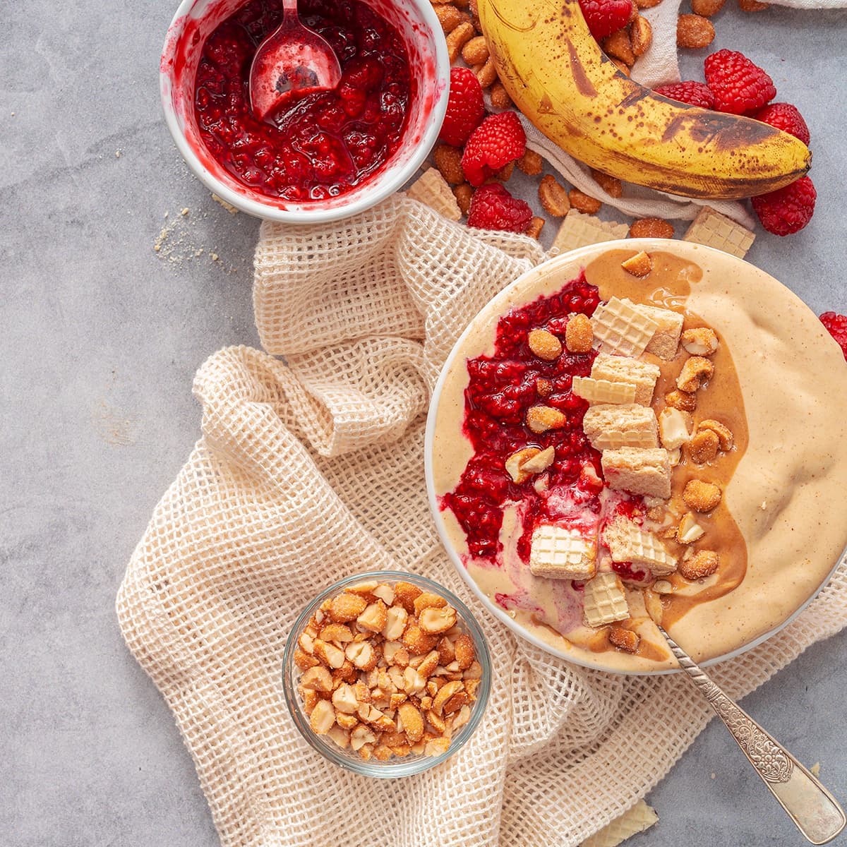 PB&J Smoothie Bowl