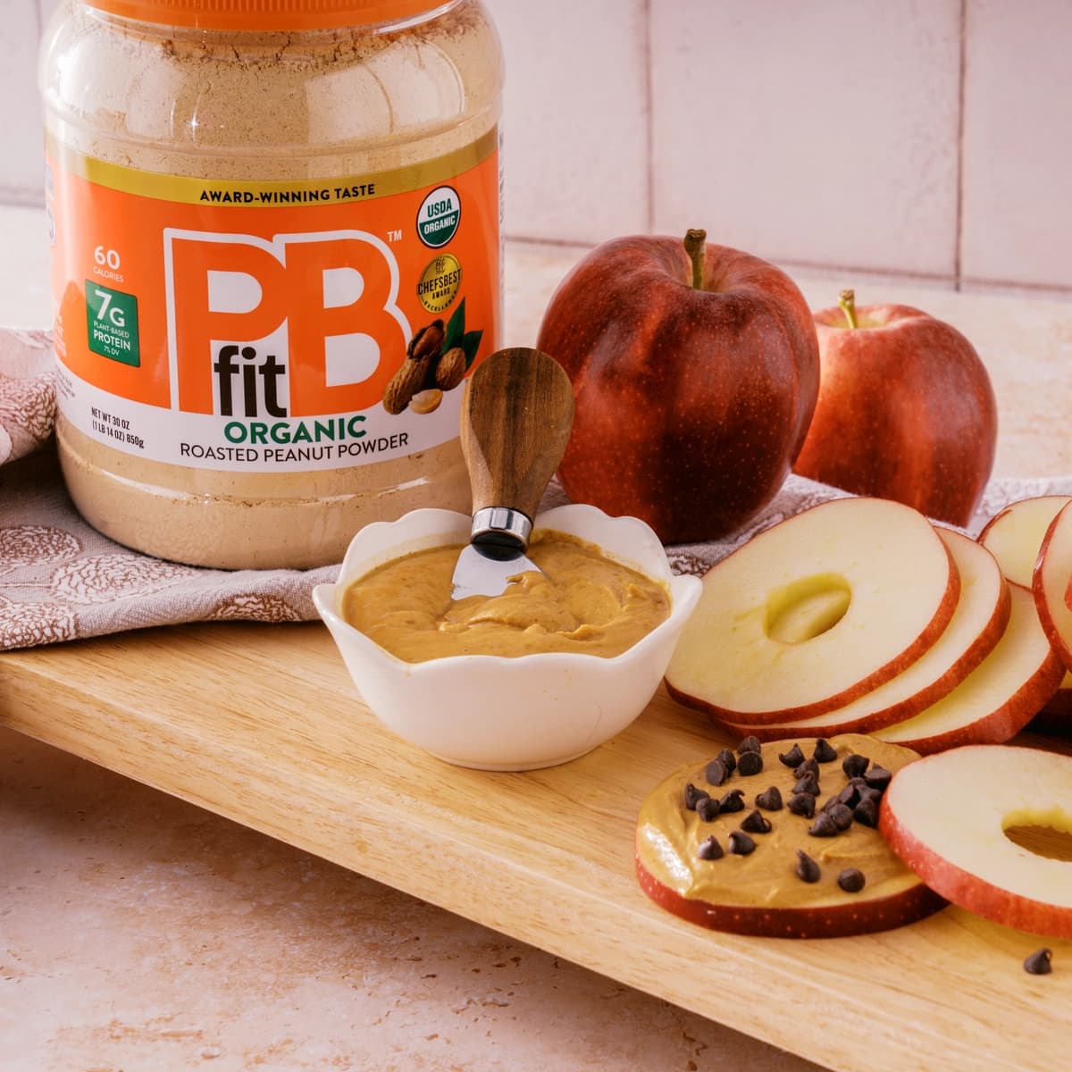 peanut butter spread with apples